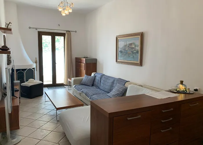 Family Apartment Livadia Beach Parikia