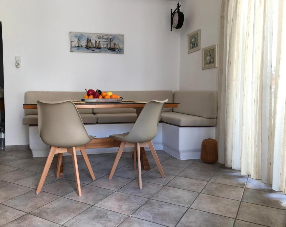 Apartment Family Livadia Parikia *
