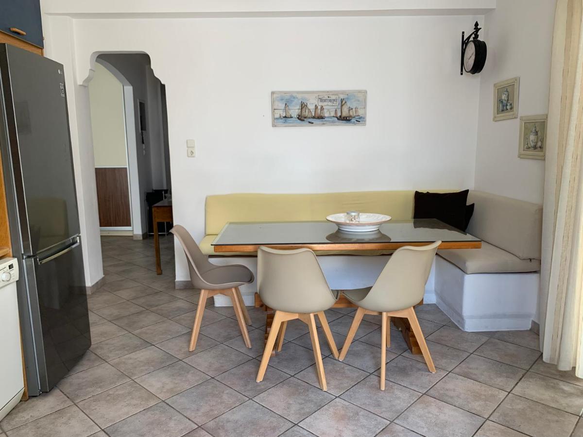 Family Livadia Parikia Parikia (Paros)